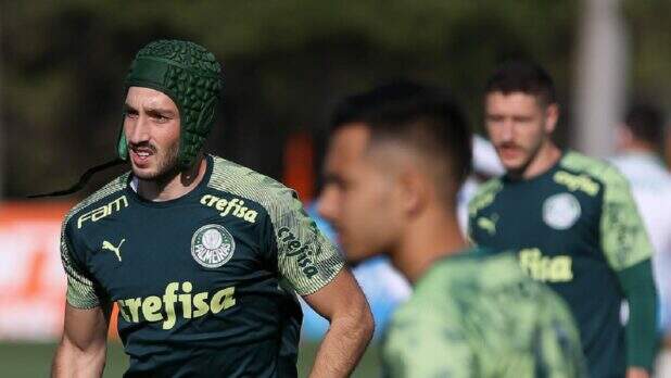 Lateral do Palmeiras sofreu uma concussão no clássico contra o Corinthians