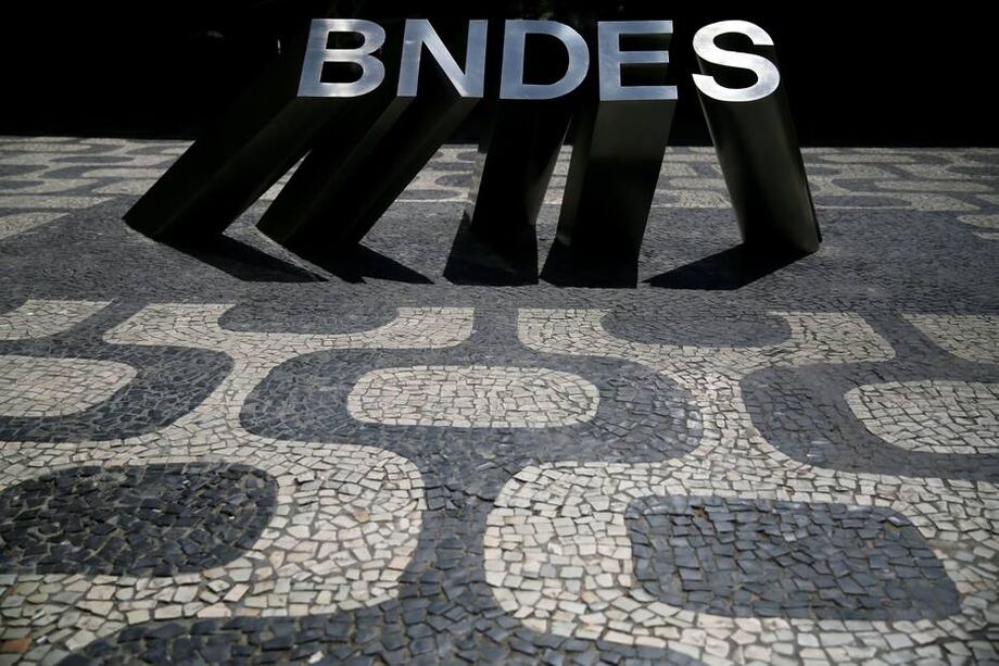 BNDES (Banco Nacional de Desenvolvimento Econômico e Social