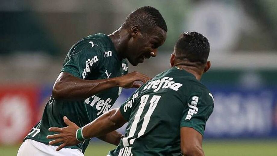 Patrick de Paula comemora gol marcado pelo Palmeiras