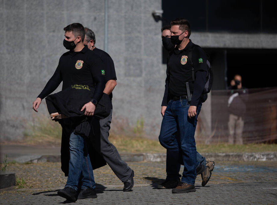 A primeira sentença veio após sete meses de Operação, quando o então juiz Sérgio Moro condenou Carlos Habib Chater