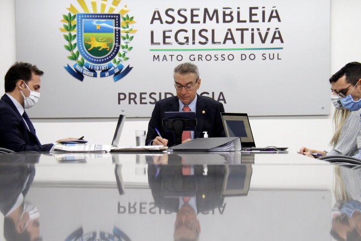A matéria segue para análise da Comissão de Constituição, Justiça e Redação (CCJR).