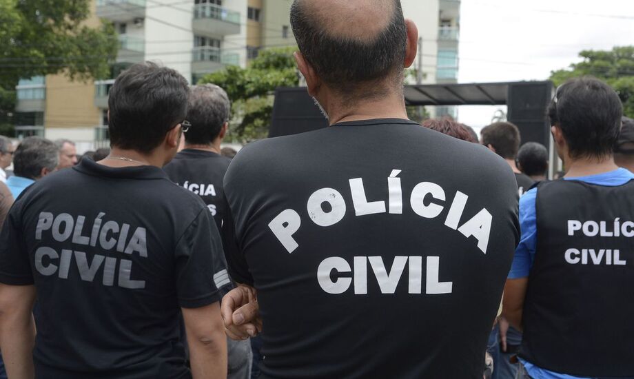 Policiais do Deic, da Polícia Civil paulista, prenderam um homem que acreditam ter envolvimento com o ataque a agências bancárias em Botucatu