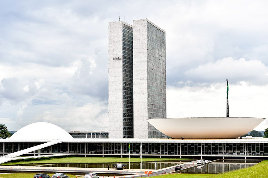 A Comissão Mista de Orçamento, responsável por votar a LDO e a Lei Orçamentária Anual, está parada em função do apagão das comissões do Congresso