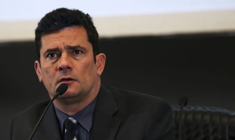 Expoentes da ala do Supremo mais crítica à operação, os dois magistrados indicaram voto para declarar a suspeição do ex-juiz ao condenar o petista