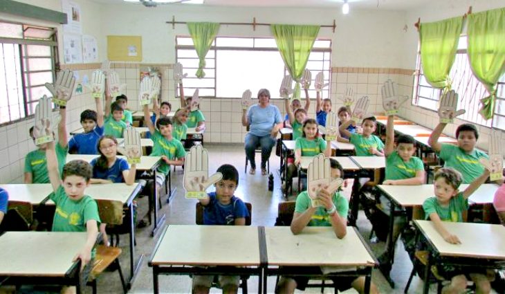 Neste Dia Nacional dos Profissionais da Educação (6), a trajetória e os desafios da profissão são retratados por dois servidores do Estado