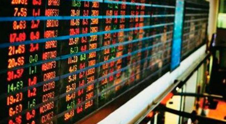 Tendo mantido sem interrupções a faixa de seis dígitos desde o último dia 15, o Ibovespa sacolejou um pouco, por dinâmica própria, entre as duas últimas sessões de julho e as duas primeiras de agosto