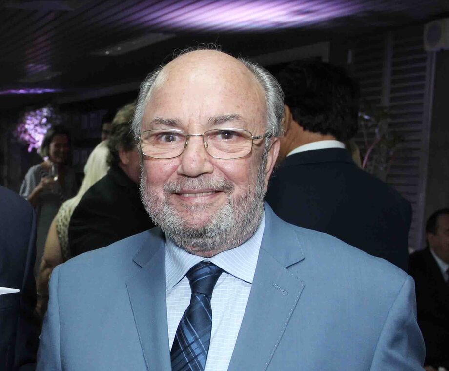 Doutor Evandro é natural de Aquidauana. Deixa cinco filhos, todos de carreira jurídica.