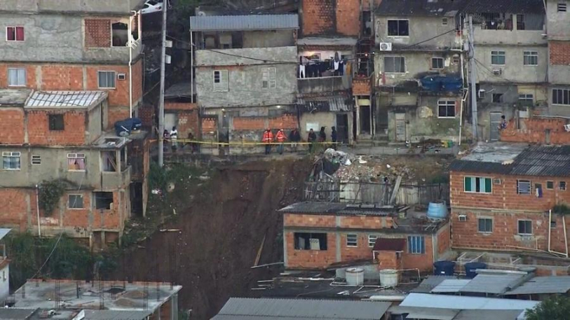 Deslizamento no morro da Mangueira
