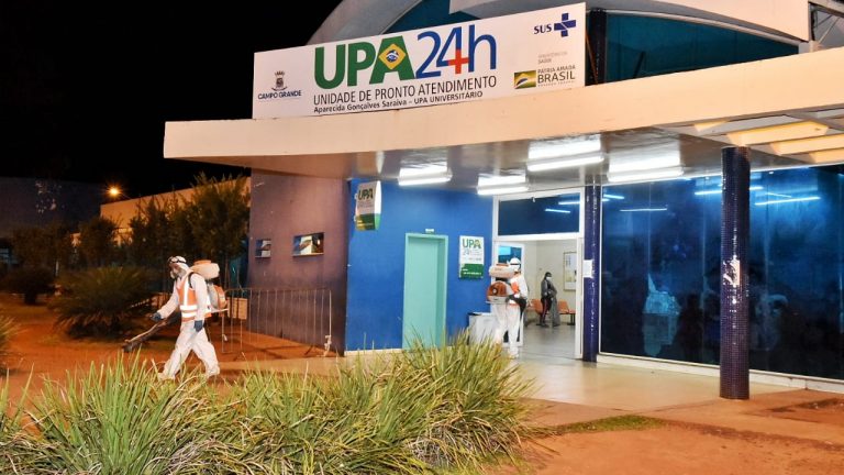 Os profissionais terão carga horária de trabalho que variam de 12 a 40 horas semanais.