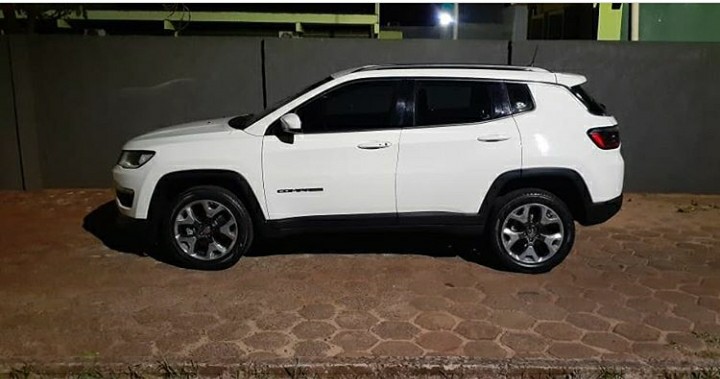 A Polícia Militar recuperou em Campo Grande um carro que havia sido furtado de locadora de SP