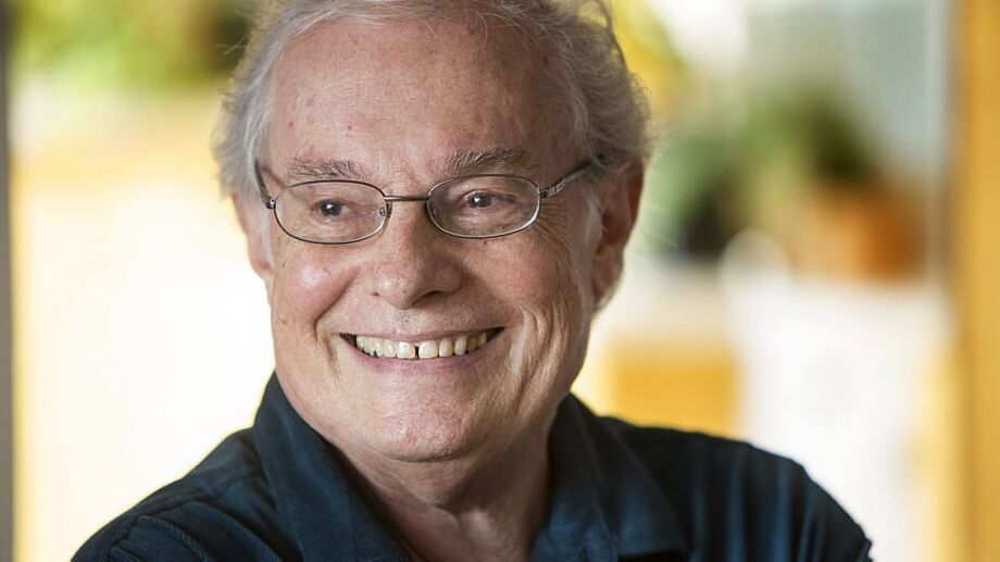 Além do que, eu fazia todo o trabalho de direção musical dos arranjos”, rememora Francis Hime.