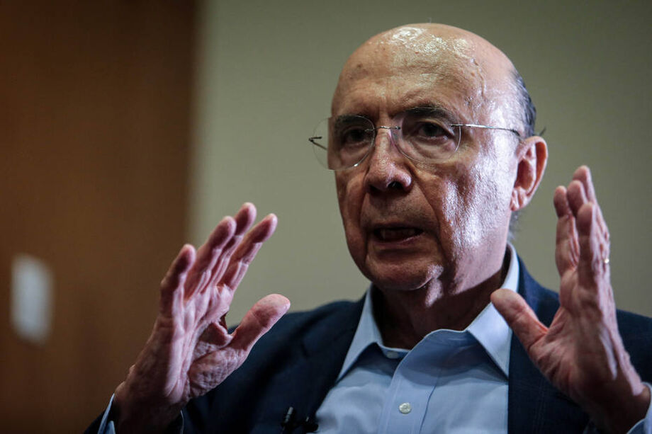 As pessoas tendem a se esquecer do que causou os problemas e a cometer o mesmo erro.