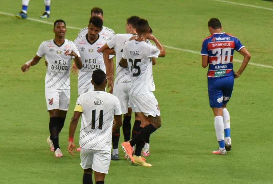 Athletico estreia com vitória no Campeonato Brasileiro