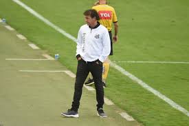 O Santos esteve bem perto de estrear com vitória no Campeonato Brasileiro e proporcionar um ambiente mais tranquilo ao técnico Cuca em sua primeira semana efetiva de trabalho neste retorno ao clube