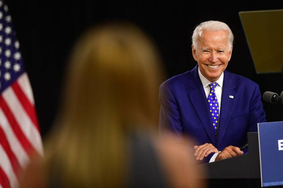 Comprometimento de Biden em colocar uma mulher na chapa foi um sinal ao eleitorado feminino que cobra mais representatividade no partido