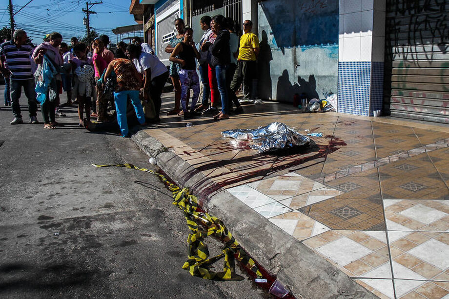 Famílias ainda vivem luto pelo que ocorreu em 13 de agosto de 2015