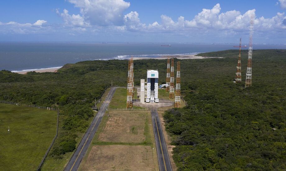 Uma das metas é expandir o setor espacial no Brasil e abrir caminho para o país no mercado internacional