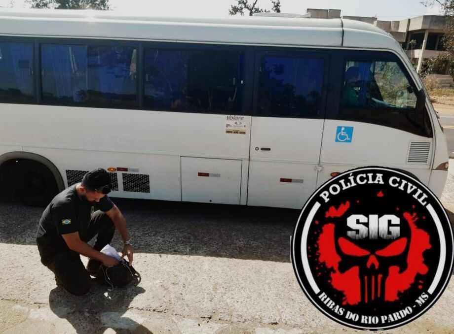 A van em que a mulher foi pega em flagrante
