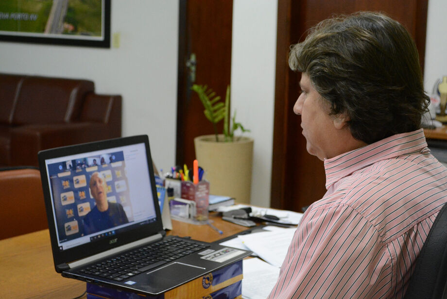 Caravina em live com Glademir Aroldi