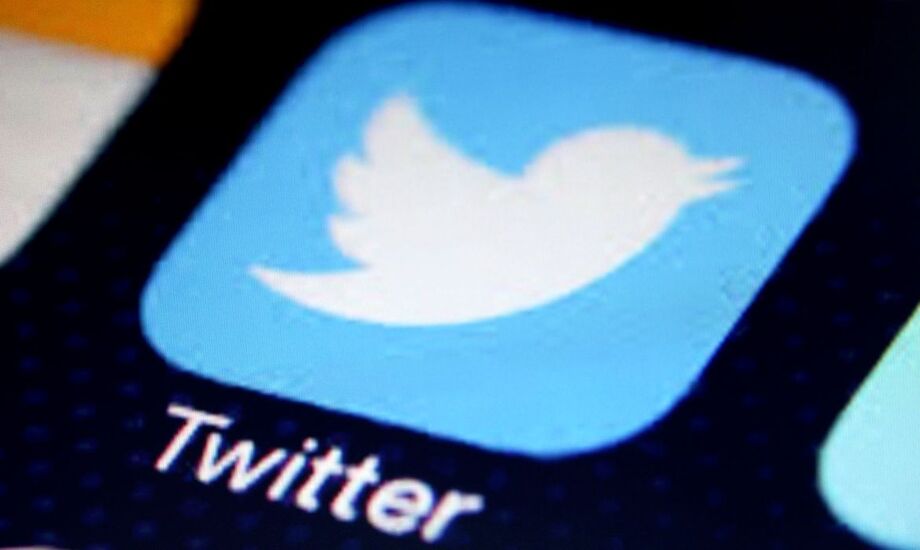 Lideranças políticas usaram suas contas no Twitter para postar fotos e vídeos de carreatas em defesa da Operação Lava Jato em algumas cidades brasileiras