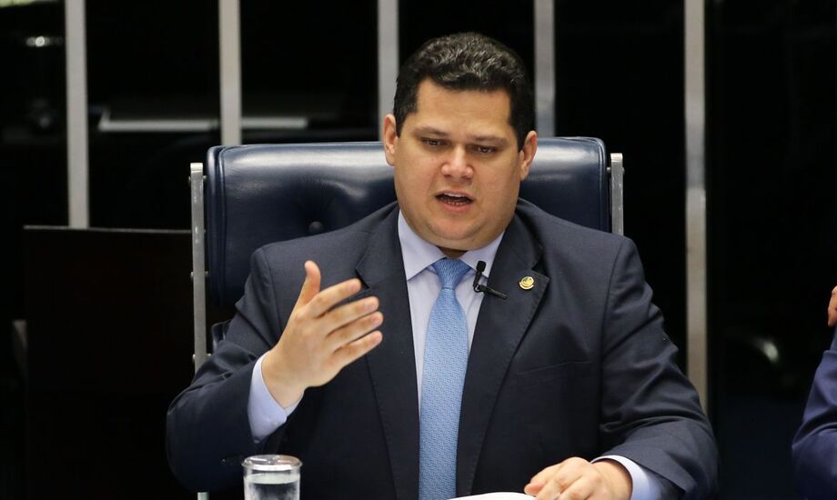 Congresso convoca sessão para vetos presidenciais na quarta-feira, 19