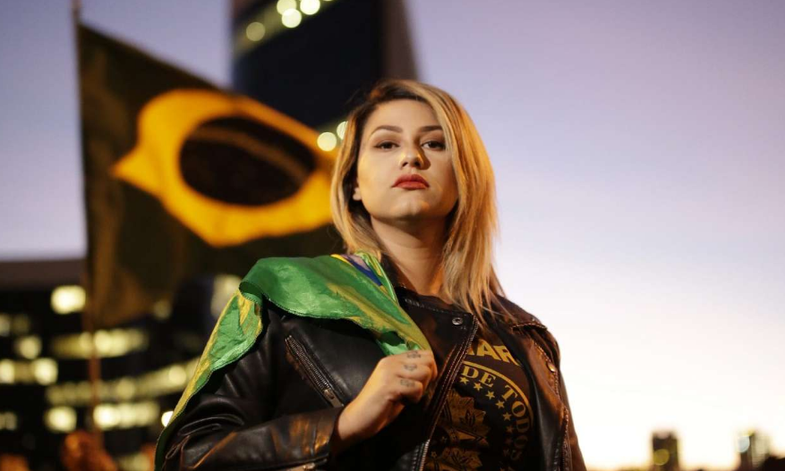 No domingo Sara usou as redes para divulgar o nome da criança de 10 anos que foi engravidada pelo tio, em São Mateus.