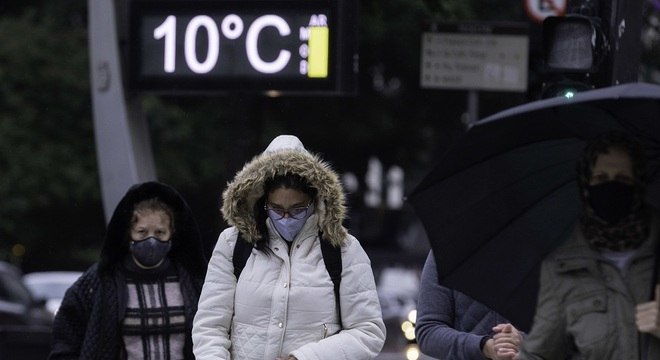 Chegada de massa de ar polar intensifica preocupação com doenças respiratórias