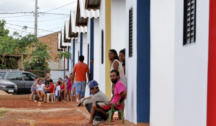 Completando 121 anos, Campo Grande vai receber de presente mais 1.724 casas e apartamentos até dezembro deste ano, segundo o governador Reinaldo Azambuja