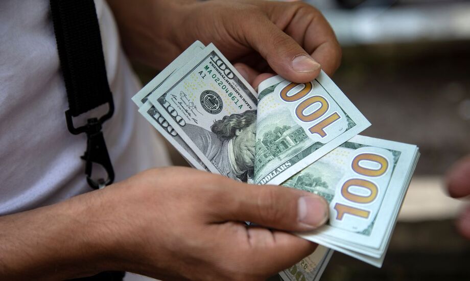 Ativos são investimentos em ações, títulos, imóveis e moedas