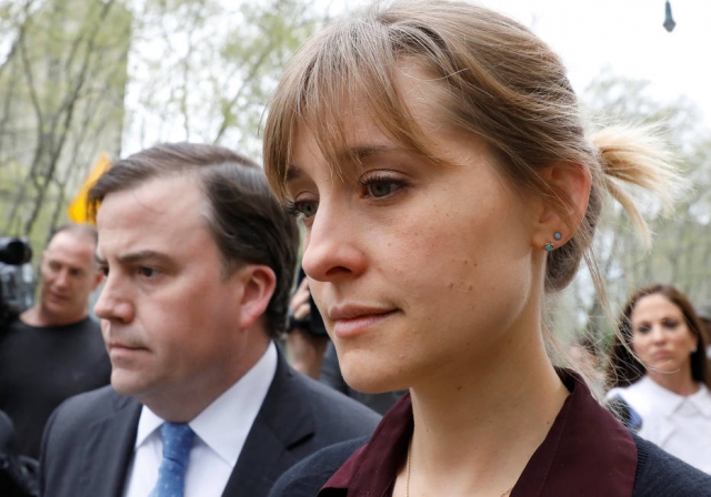 Allison Mack foi uma das líderes de seita sexual retratada no documentário 'The Vow'