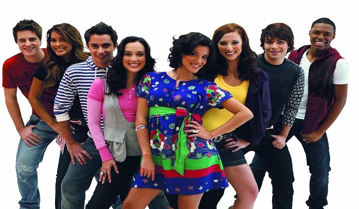A exibição do filme nacional “High School Musical: O Desafio” que acontece gratuitamente no domingo (30 de agosto), às 18 horas na Universidade Federal de Mato Grosso do Sul.