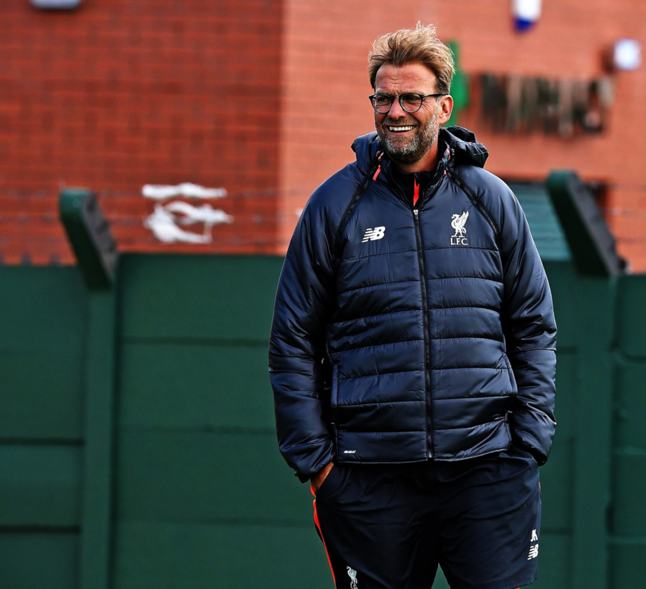Quem garante é o técnico alemão Jurgen Klopp, que declarou nesta sexta-feira que o atacante não faz parte dos planos do atual campeão do Campeonato Inglês.