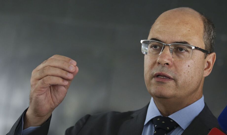 O entendimento de Benedito Gonçalves é o de que seria suficiente o afastamento de Witzel do cargo para fazer cessar as supostas atividades de corrupção e lavagem de dinheiro