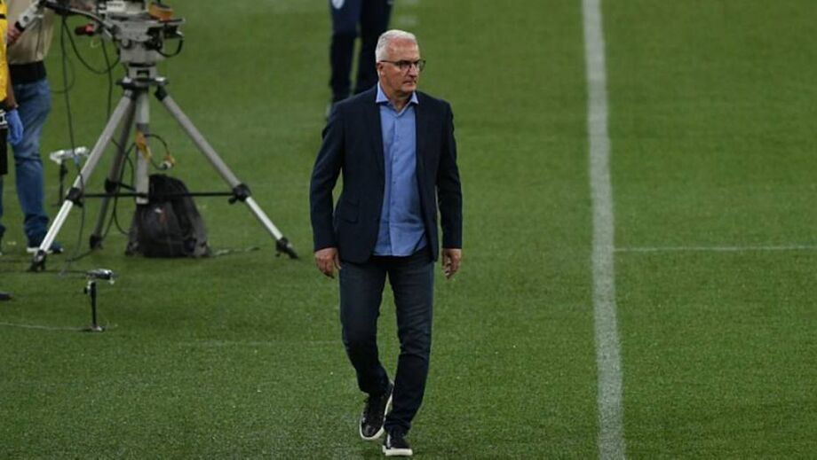 Dorival Junior deixou o comando do Athletico Paranaense