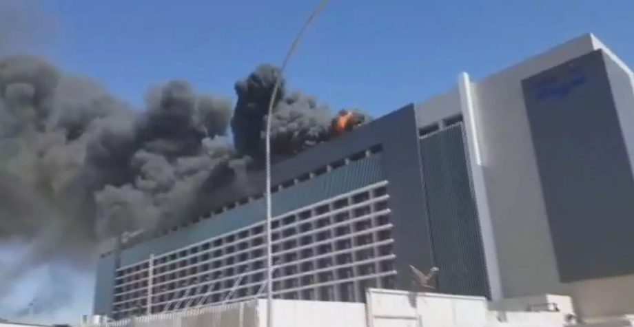 Pacientes tiveram que ser retirados, mas, de acordo com o Corpo de Bombeiros, o fogo já foi controlado e os doentes estão retornando aos quartos.