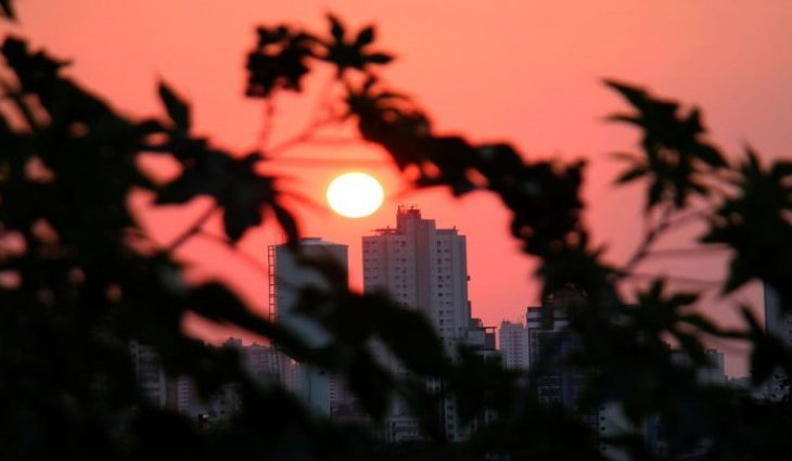 Em Campo Grande a variação será de 25°C a 38°C.