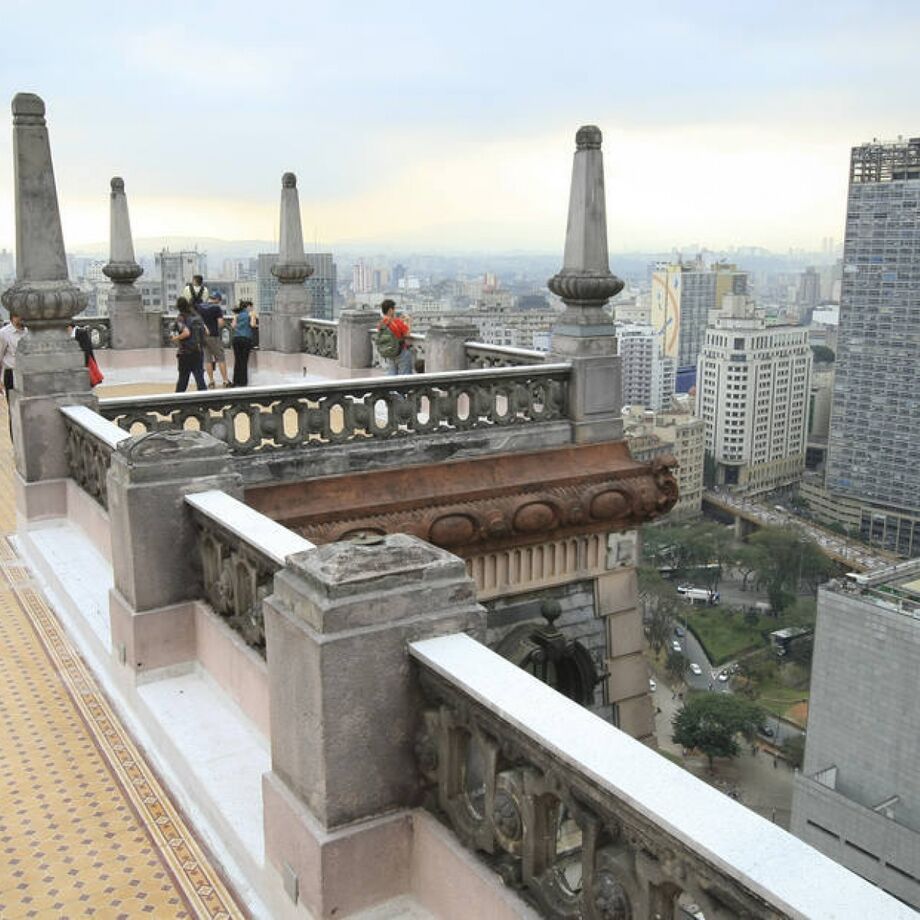 Prefeitura de SP abre edital de concessão para o terraço do Edifício Martinelli com validade de 15 anos