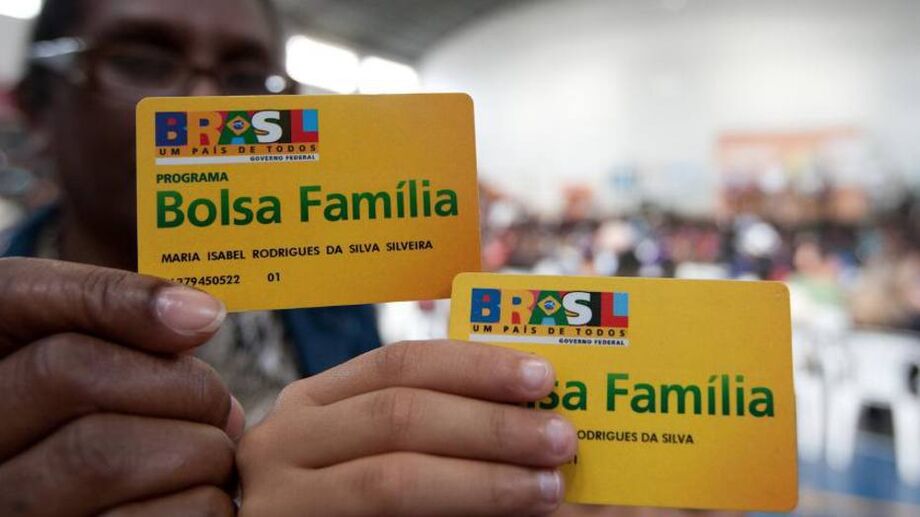 A previsão de despesas, por sua vez, já está travada no limite máximo dado pelo teto de gastos, que impede avanço das despesas acima da inflação.