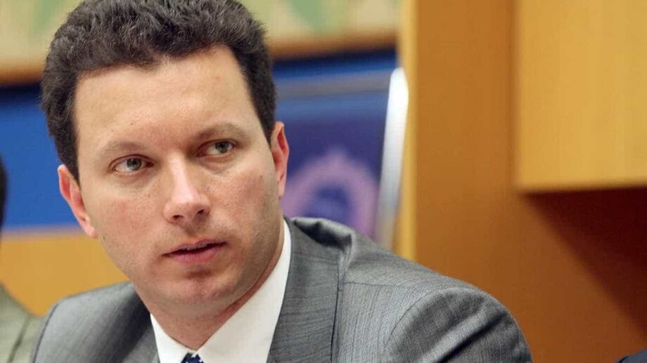 O Legislativo terá 90 dias, a contar da notificação do prefeito, em 11 de agosto, para sacramentar ou não o impeachment