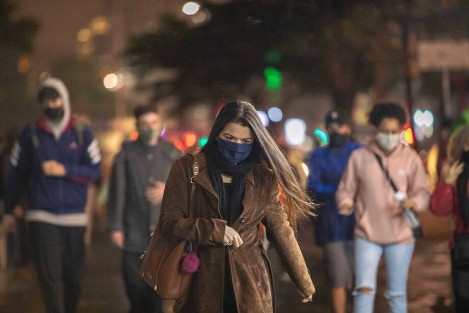 No entanto, de acordo com o Instituto Climatempo, as novas massas polares, mesmo intensas, não devem conseguir atingir o Brasil com a força e abrangência da grande onda de frio que passou por aqui entre 19 e 23 de agosto.