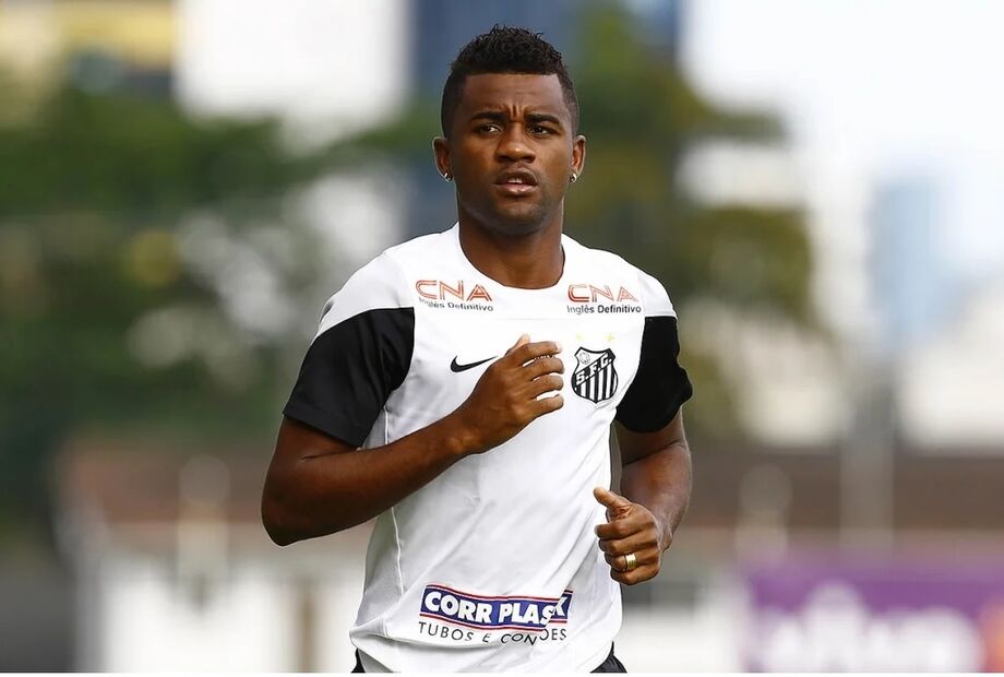 Jogador Cicinho