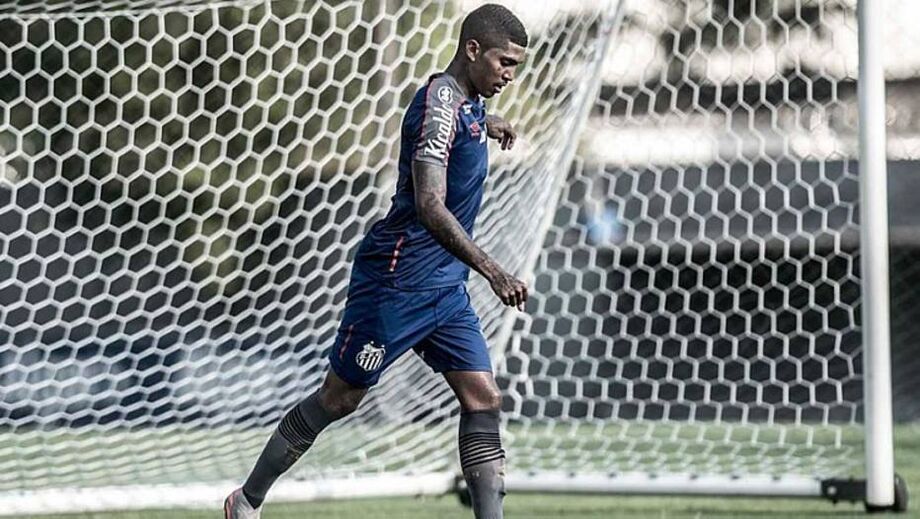 Santos confirma que atacante Raniel testou positivo para covid-19