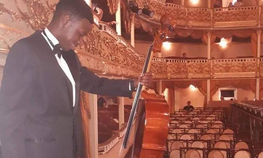 O violoncelista Luiz Carlos da Costa Justino, de 22 anos, foi preso durante abordagem policial