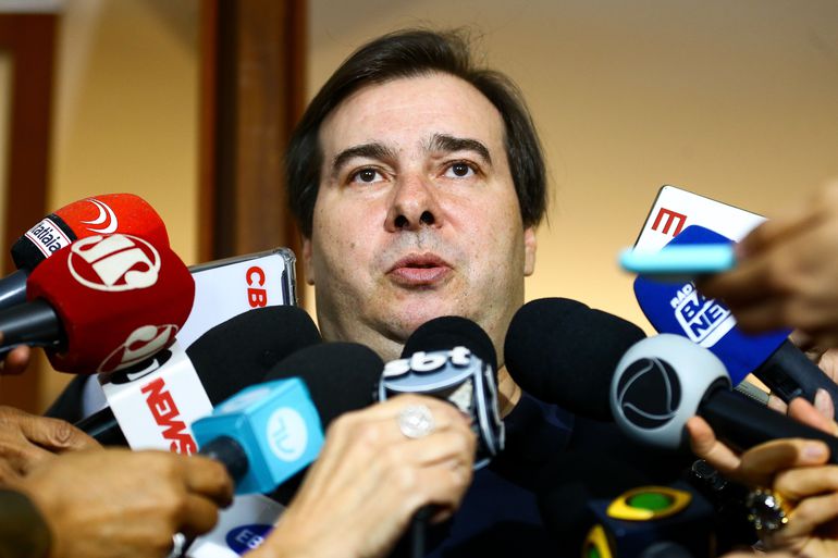 Segundo Maia, a agência deveria ter um papel mais independente.