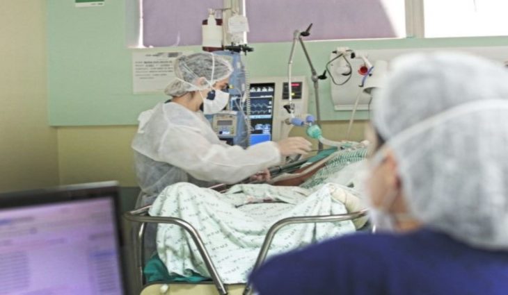 Ao mesmo tempo, o número de internados continua acima de 521, e segundo os gestores a maioria está em hospitais públicos de Mato Grosso do Sul.