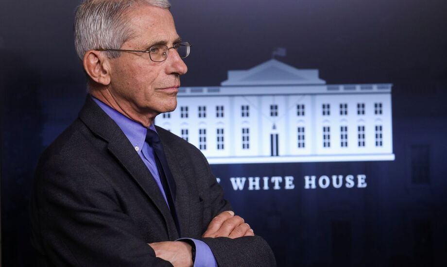Diretor do Instituto Nacional de Alergias e Doenças Infecciosas dos Estados Unidos, Anthony Fauci