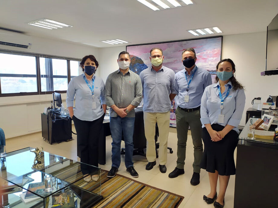 Em visita ao diretor-regional do Senai, Rodolpho Mangialardo, nesta quarta-feira (09/09), o novo diretor da Funsat (Fundação Social do Trabalho de Campo Grande), Luciano Silva Martins, conheceu a estrutura da instituição na Capital