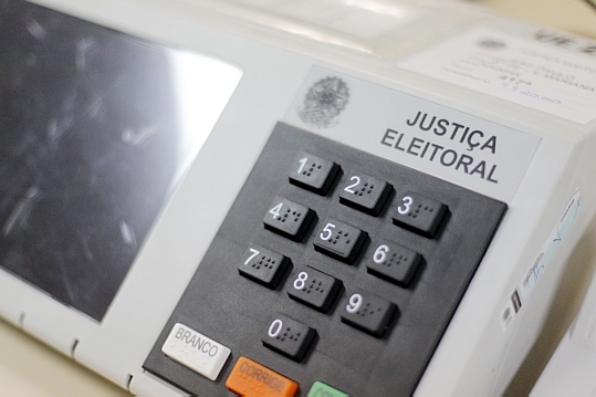 A ofensiva tem como objetivo coletar mais provas e dados e também identificar os responsáveis pela possível fraude contra o Fundo Eleitoral
