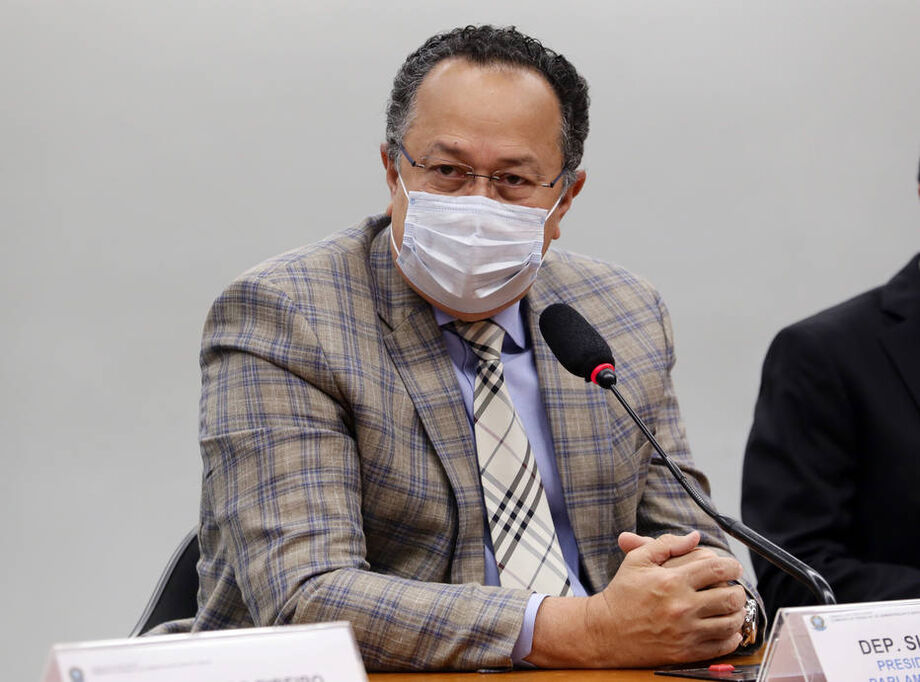 Silas Câmara é o presidente da bancada evangélica