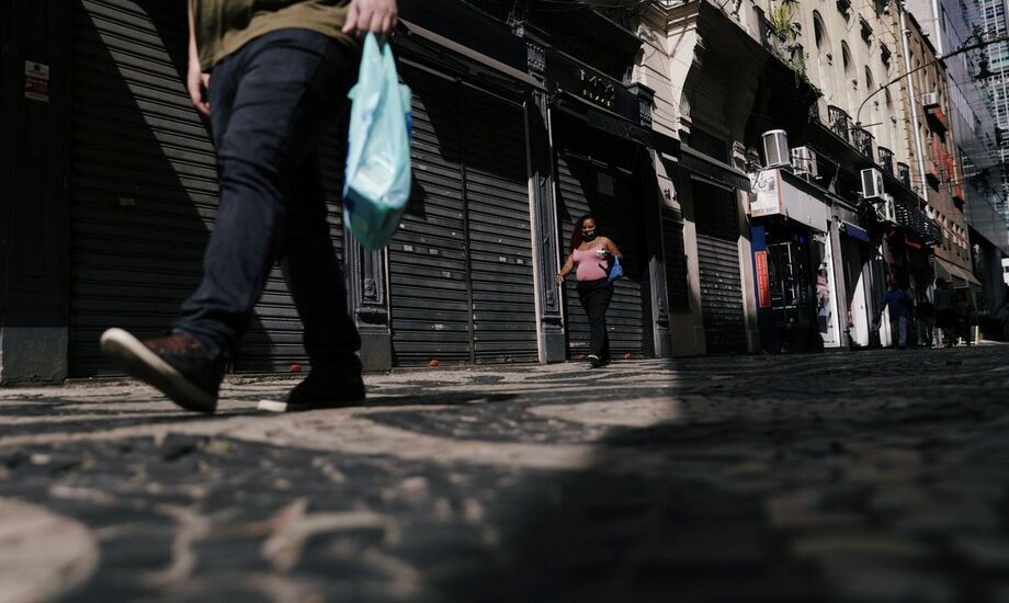 O Índice de Confiança do Consumidor (ICC) cresceu 2,1 pontos e chegou 82,3 pontos na prévia de setembro.